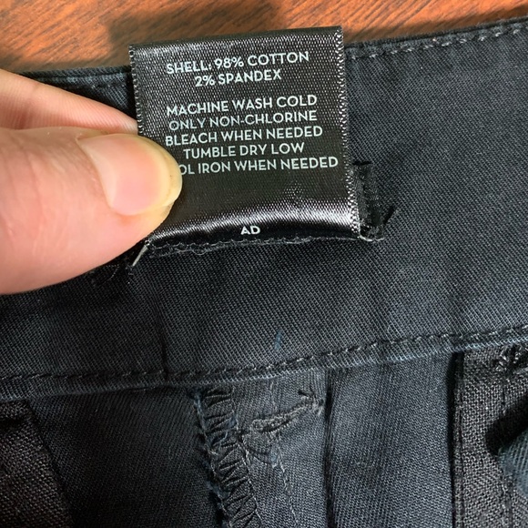 Ann Taylor | Signature Black Cotton Spandex Blend Shorts - 4 - Picture 4 of 4